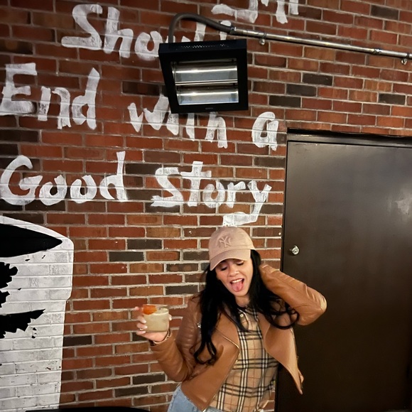 Meet your Posher, Rosa - Picture 4 of 8